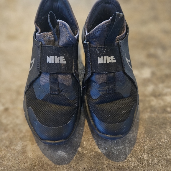 Boys Nike Air Hurrache - Picture 5 of 6